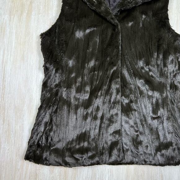 Banana Republic Soft Faux Fur Sleeveless Button Snap Lined Layering Vest Medium - Picture 5 of 16